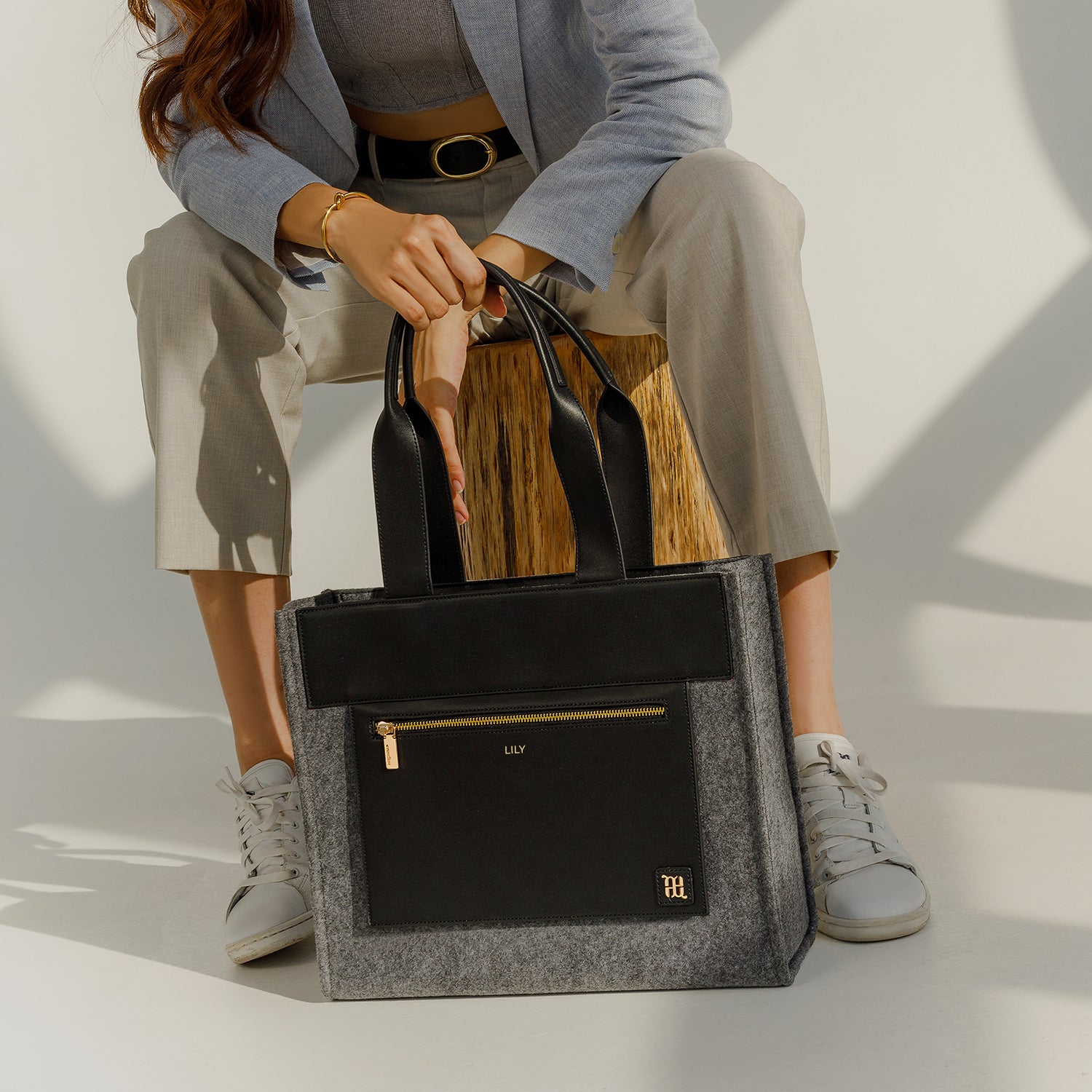 Velia L Tote Felt