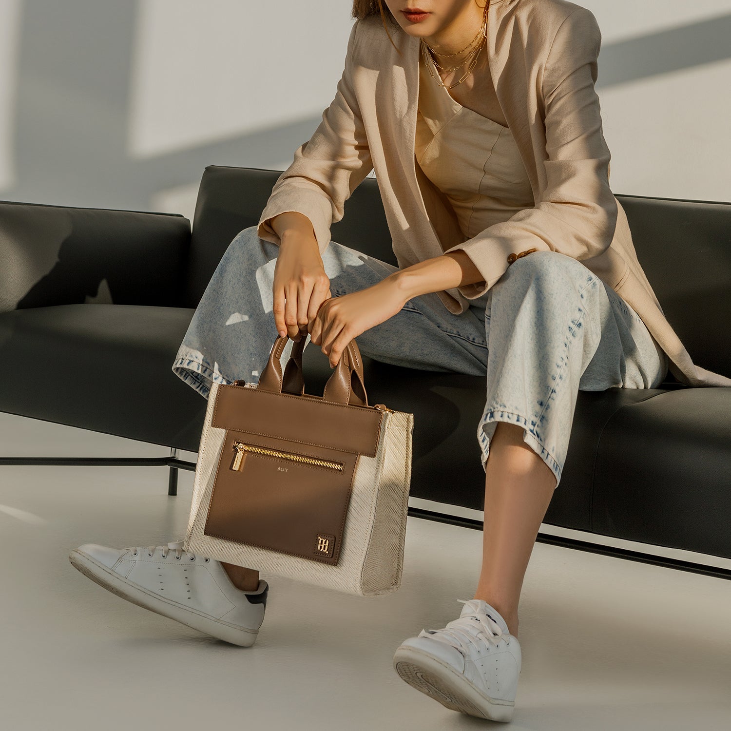 Velia M Tote